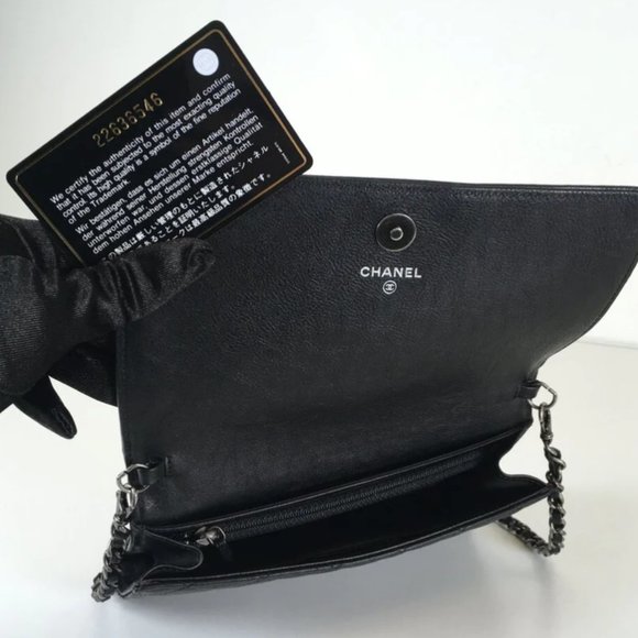 Chanel Boy Clutch On Chain - Picture 6 of 6